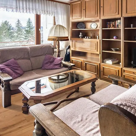 Förster Lägenhet Oy-Mittelberg